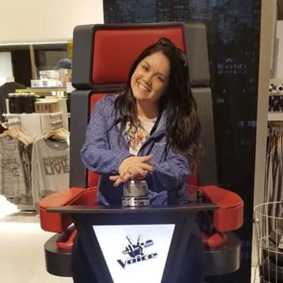 Meet your Posher, Jenna - Picture 1 of 1